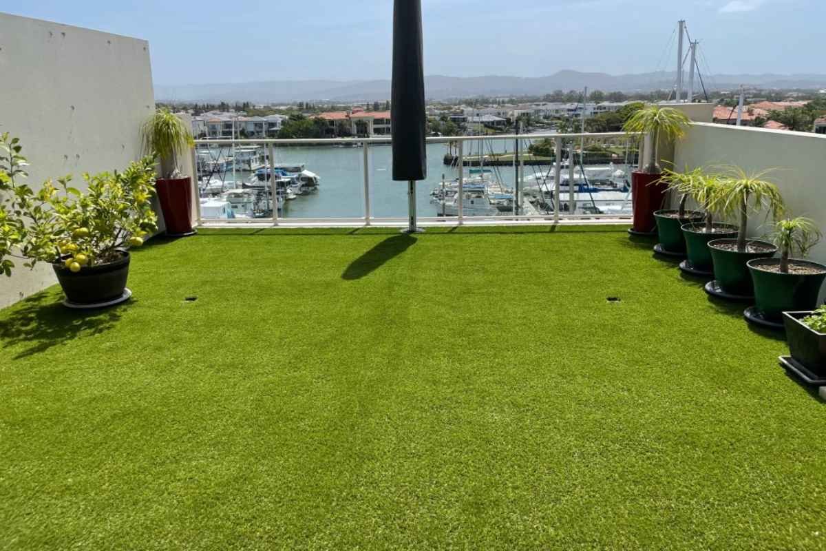 Fake Balcony Grass Abu Dhabi